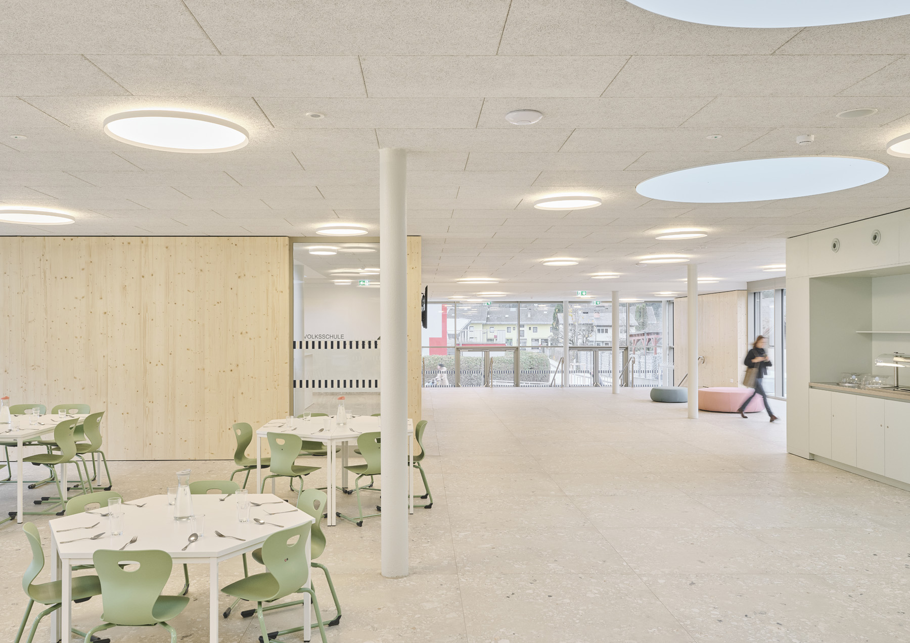 Aula und Ausspeisung